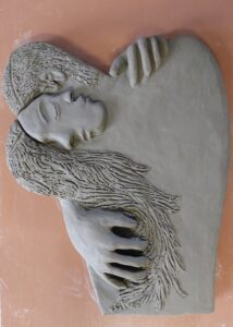 Sculpture en argile – enlacement
